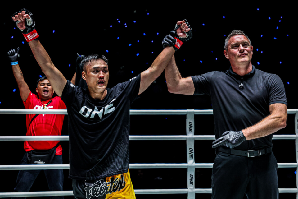 多目光的聚 多目光的聚