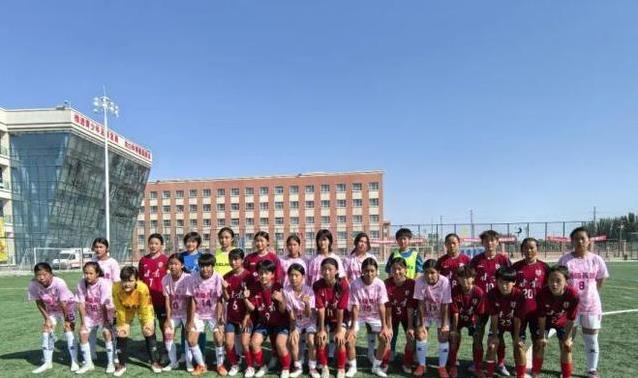 多名队员, 秘密, 和美食