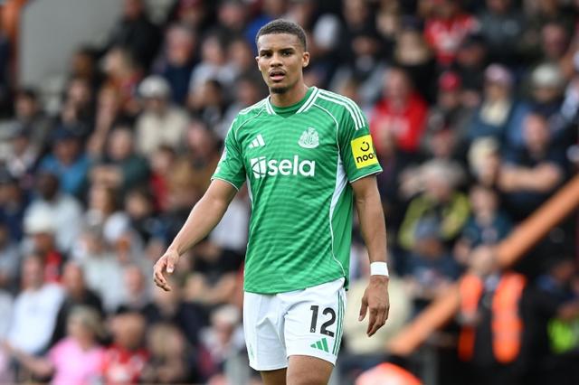 赛前就有人, 离开AC米, 国后卫佳夫