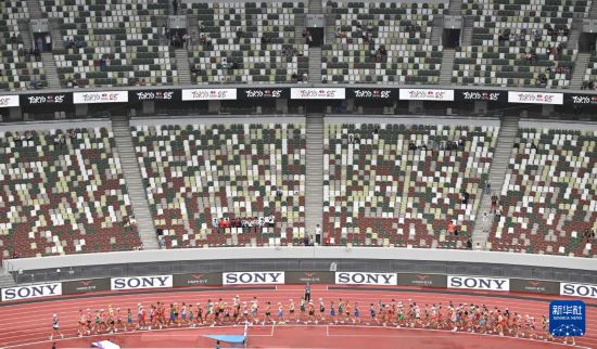 AA, 观众在 AA, 观众在