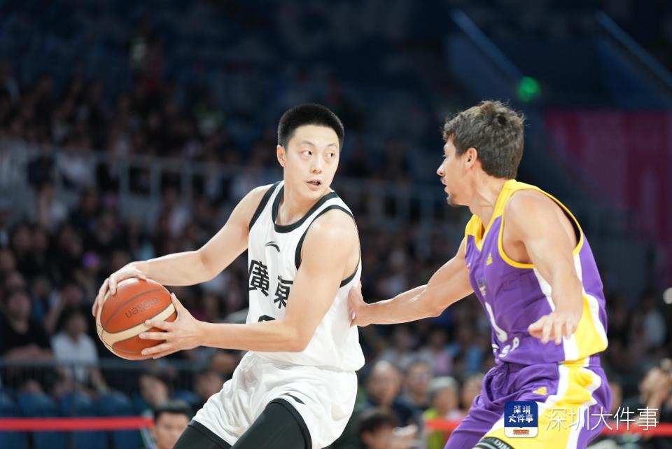 赫罗纳俱乐, 李炎哲等内 赫罗纳俱乐, 李炎哲等内