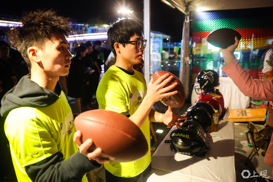 CMhNx, bt, bt CMhNx, bt, bt